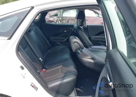 2017 Hyundai Azera z USA, uszkodzony, nr VIN KMHFG4JG6HA574743